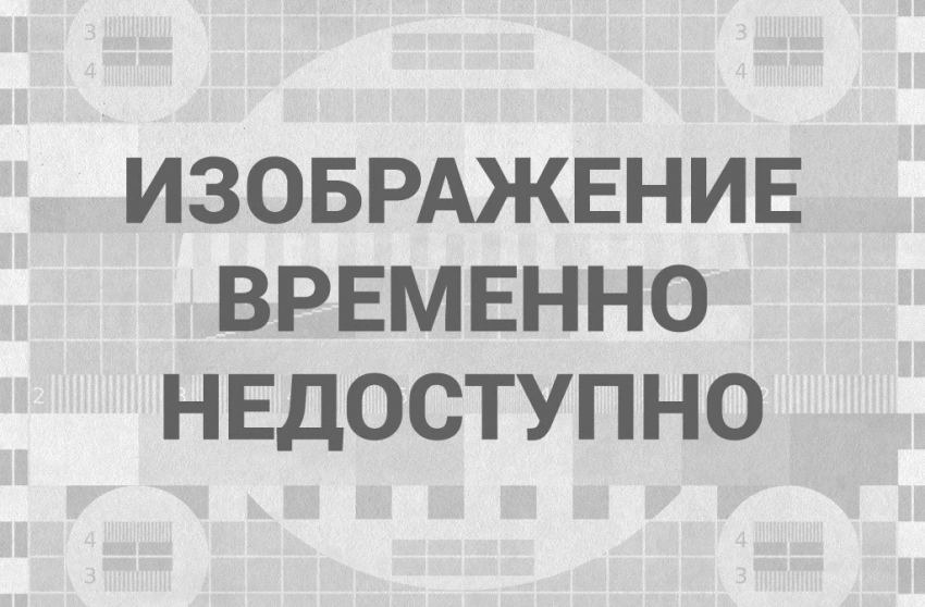 Более трети россиян не обедают на рабочем месте и не матерятся из-за запрета