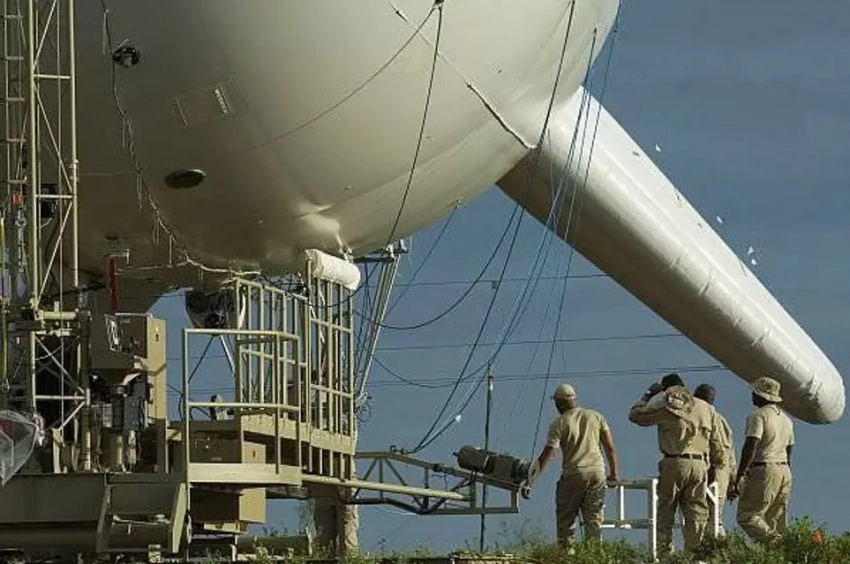 Не беспилотниками едиными: армия США намерена инвестировать в производство разведывательных аэростатов